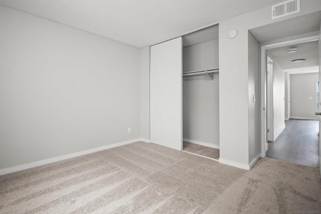 Image 27 of property listing at 725 Alturas Lane, Fallbrook, CA 92028