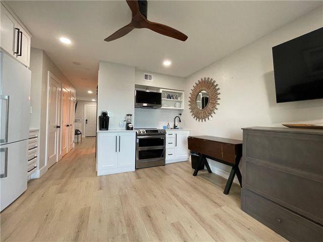 3938 Surfside Blvd 2305, Corpus Christi, TX 78402