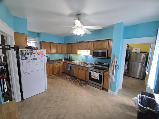 704 Grand AVENUE, Sheboygan, WI 53083