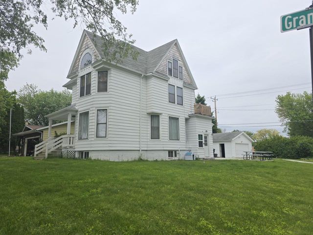 704 Grand AVENUE, Sheboygan, WI 53083