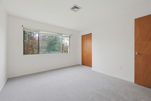 98 Farrwood Drive 98, Haverhill, MA 01835