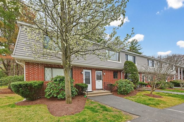 98 Farrwood Drive 98, Haverhill, MA 01835