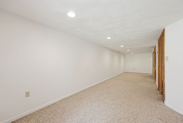 98 Farrwood Drive 98, Haverhill, MA 01835