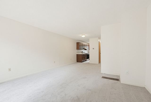 98 Farrwood Drive 98, Haverhill, MA 01835