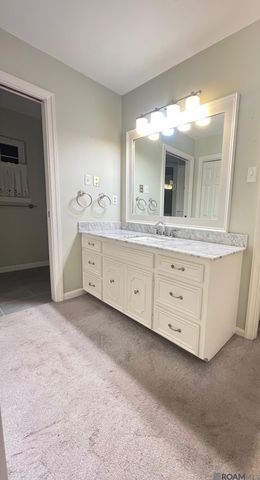 24685 Edmund Dr, Plaquemine, LA 70764