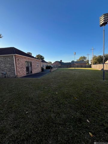 24685 Edmund Dr, Plaquemine, LA 70764