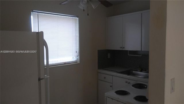 2441 SW 27th Avenue 3, Miami, FL 33145