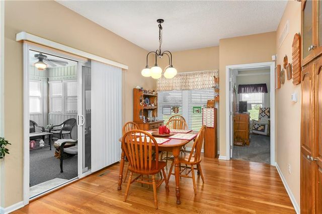 1108 SW Hoke Drive, Lee's Summit, MO 64081