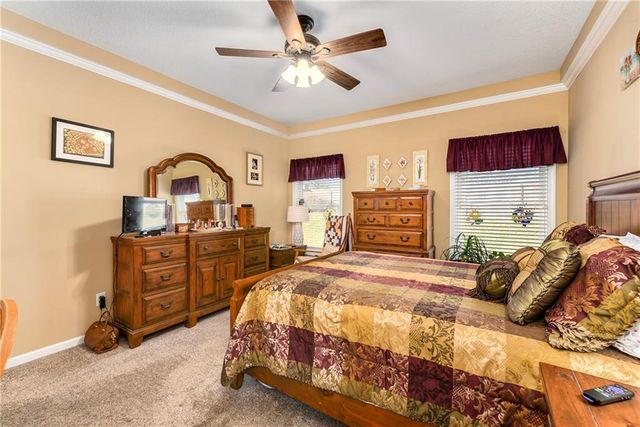 1108 SW Hoke Drive, Lee's Summit, MO 64081