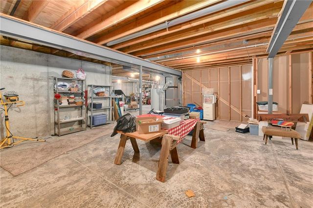 1108 SW Hoke Drive, Lee's Summit, MO 64081