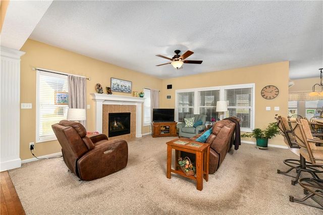 1108 SW Hoke Drive, Lee's Summit, MO 64081