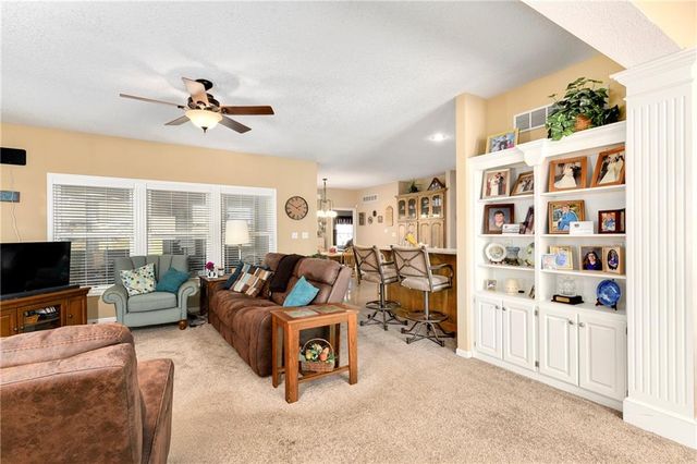 1108 SW Hoke Drive, Lee's Summit, MO 64081