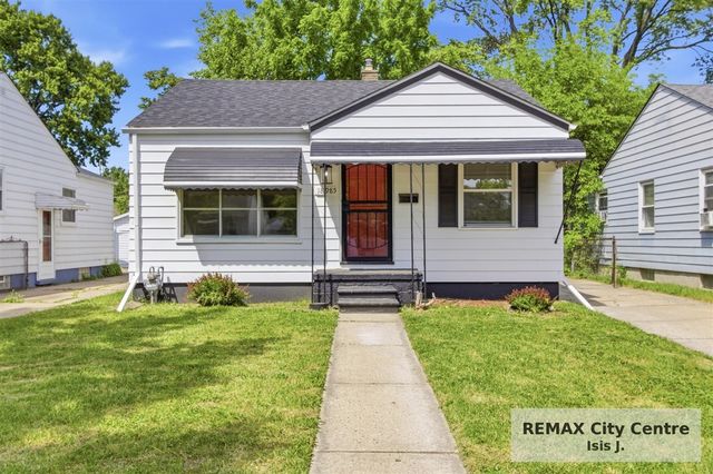 18985 Woodland Street, Harper Woods, MI 48225