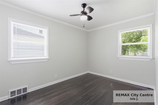 18985 Woodland Street, Harper Woods, MI 48225