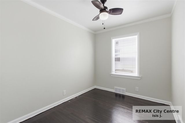 18985 Woodland Street, Harper Woods, MI 48225