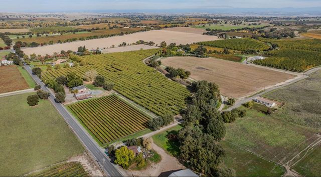 22140 N. Clements, Clements, CA 95227