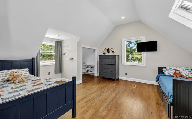 1 Aspen Avenue, Greenlawn, NY 11740