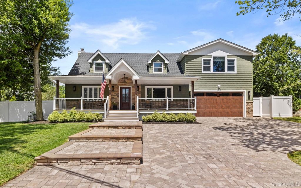1 Aspen Avenue, Greenlawn, NY 11740