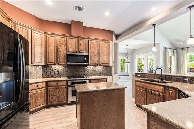 2507 Powderham LN, Cedar Park, TX 78613