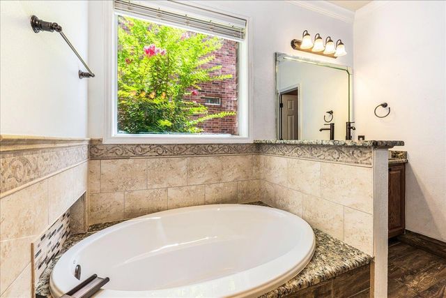 2507 Powderham LN, Cedar Park, TX 78613