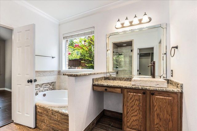 2507 Powderham LN, Cedar Park, TX 78613