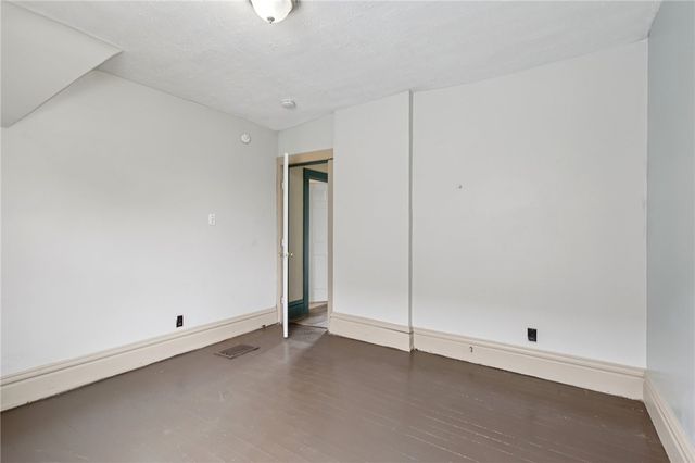 655 NEW CASTLE AVENUE, Sharon, PA 16146