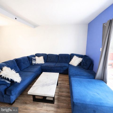 222 SPRINGWOOD DR, Bear, DE 19701