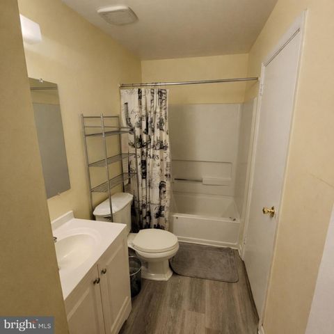 222 SPRINGWOOD DR, Bear, DE 19701