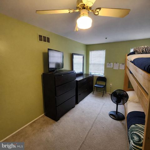 222 SPRINGWOOD DR, Bear, DE 19701