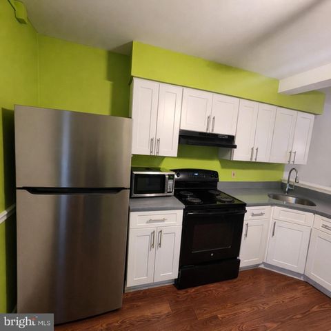 222 SPRINGWOOD DR, Bear, DE 19701