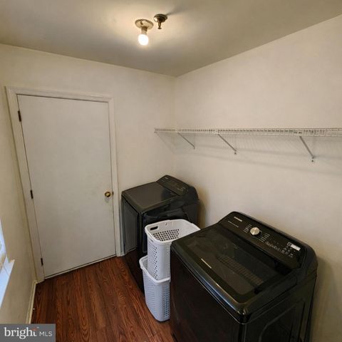 222 SPRINGWOOD DR, Bear, DE 19701