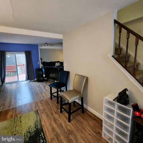 222 SPRINGWOOD DR, Bear, DE 19701