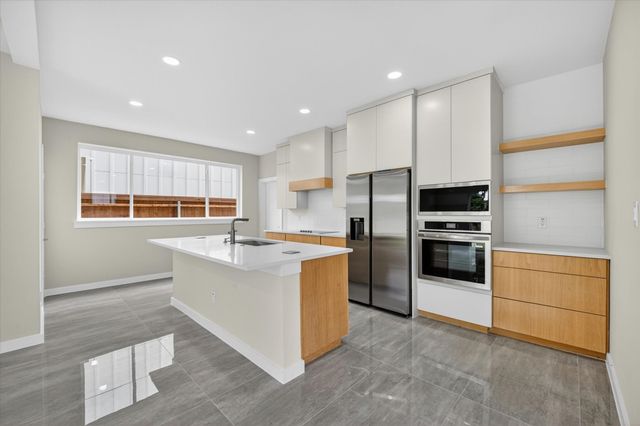 115 Rolston Road, Irving, TX 75060