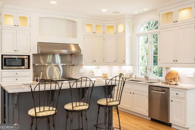 11 Park Circle NE, Atlanta, GA 30305