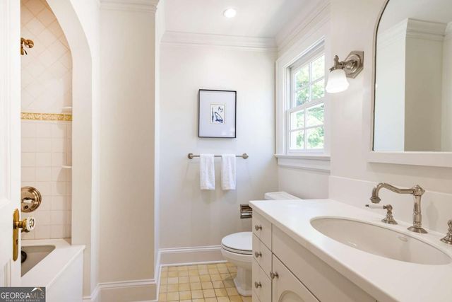 11 Park Circle NE, Atlanta, GA 30305