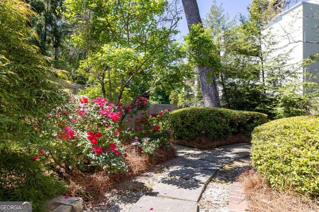 11 Park Circle NE, Atlanta, GA 30305