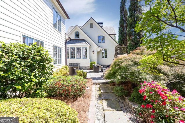 11 Park Circle NE, Atlanta, GA 30305