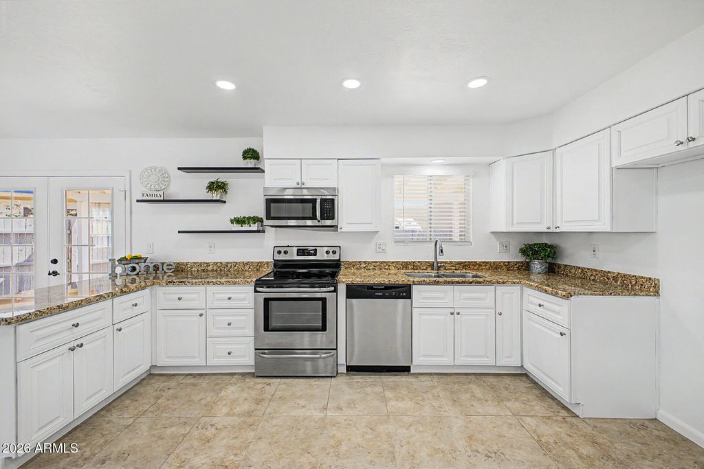 539 N 111TH Place, Mesa, AZ 85207 — photo 5