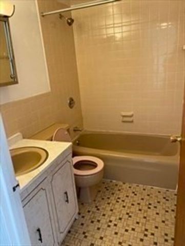 382 Massachusetts Avenue 706, Arlington, MA 02474