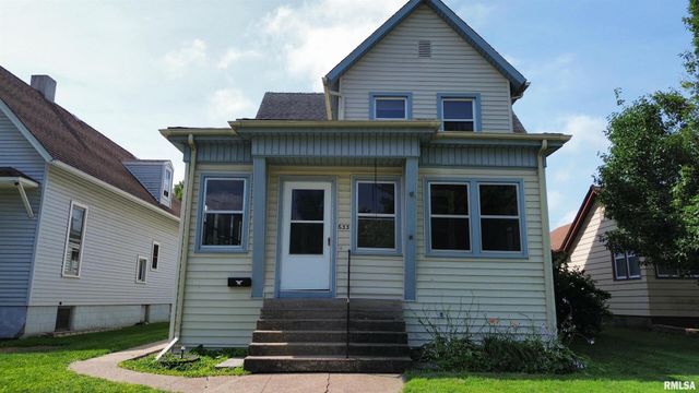633 4TH Avenue S, Clinton, IA 52732