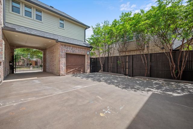 10941 Yorkshire Lane, Frisco, TX 75033