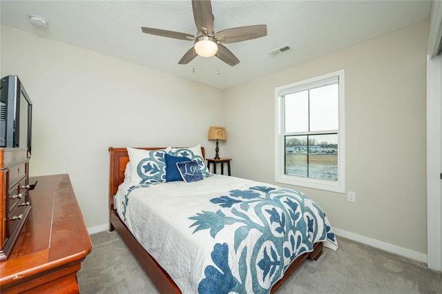 202 SW Prairie Trail Parkway, Ankeny, IA 50023