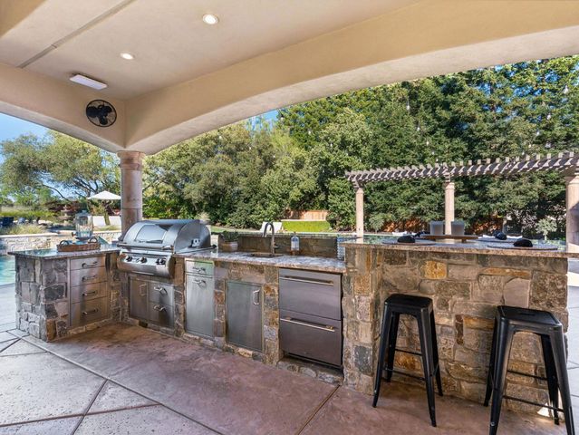 7370 Shelborne Dr, Granite Bay, CA 95746