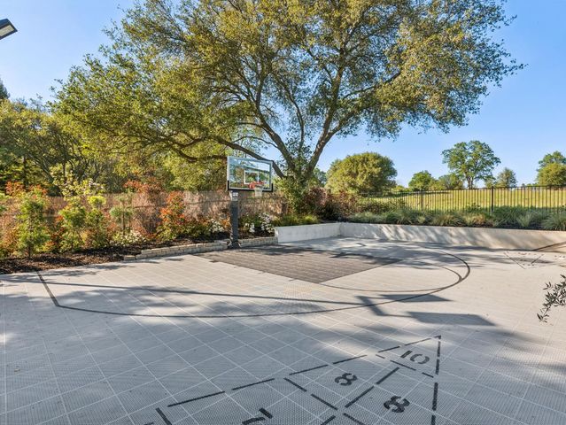 7370 Shelborne Dr, Granite Bay, CA 95746