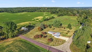 W7694 Freedom Road, Oxford, WI 53952