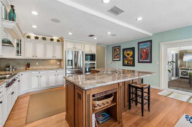 3104 TARABROOK DRIVE, Tampa, FL 33618