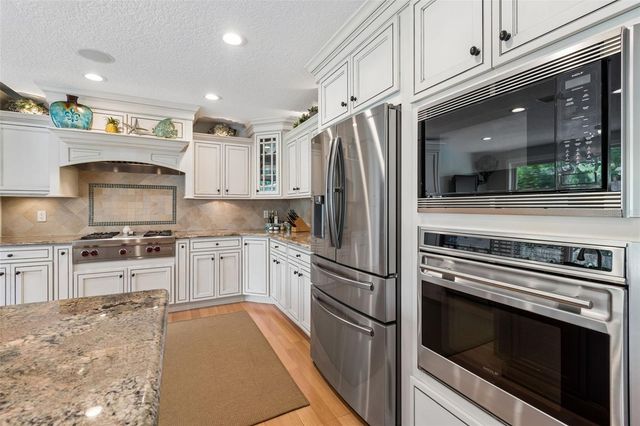3104 TARABROOK DRIVE, Tampa, FL 33618