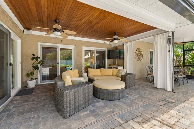 3104 TARABROOK DRIVE, Tampa, FL 33618