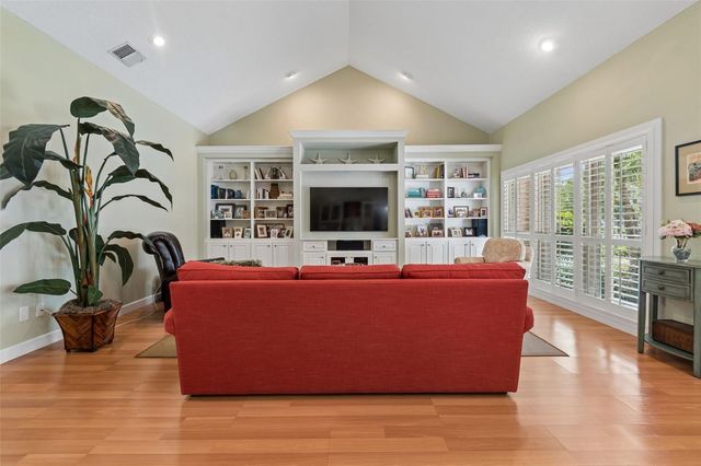 3104 TARABROOK DRIVE, Tampa, FL 33618