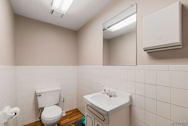 2290 Main Street, Buffalo, NY 14214